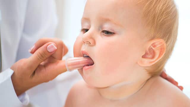 Un Cuidado Bucal Seguro Y Eficaz Para Tu Bebé