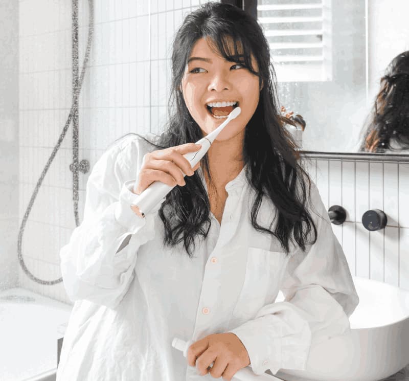 เคล็ดลับการมีรอยยิ้มสวย ฟันขาว ในวันออกเดท