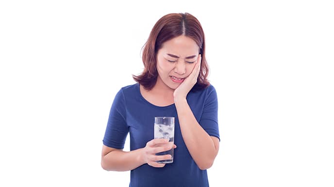 Topic: สายกินต้องระวัง ทำยังไงเมื่อกรดไหลย้อนทำให้เสียวฟัน พร้อมวิธีแก้ปัญหาด้วยยาสีฟันเกลือที่ดีจากคอลเกต